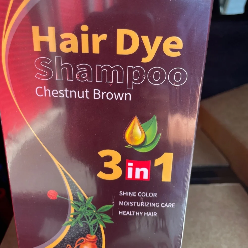 Shampoo - Picture 3 of 3